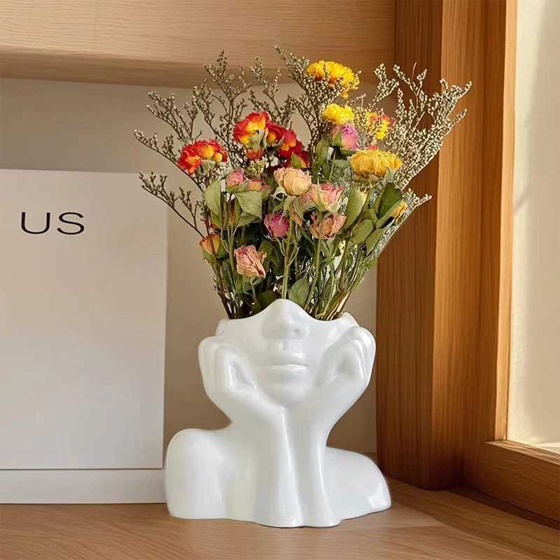 Ins Nordic Style Vinyl Vase Thinking Girl Shaping Art Flower Planter Handicrafts Ornament Personalized And Creative Decor Y260314