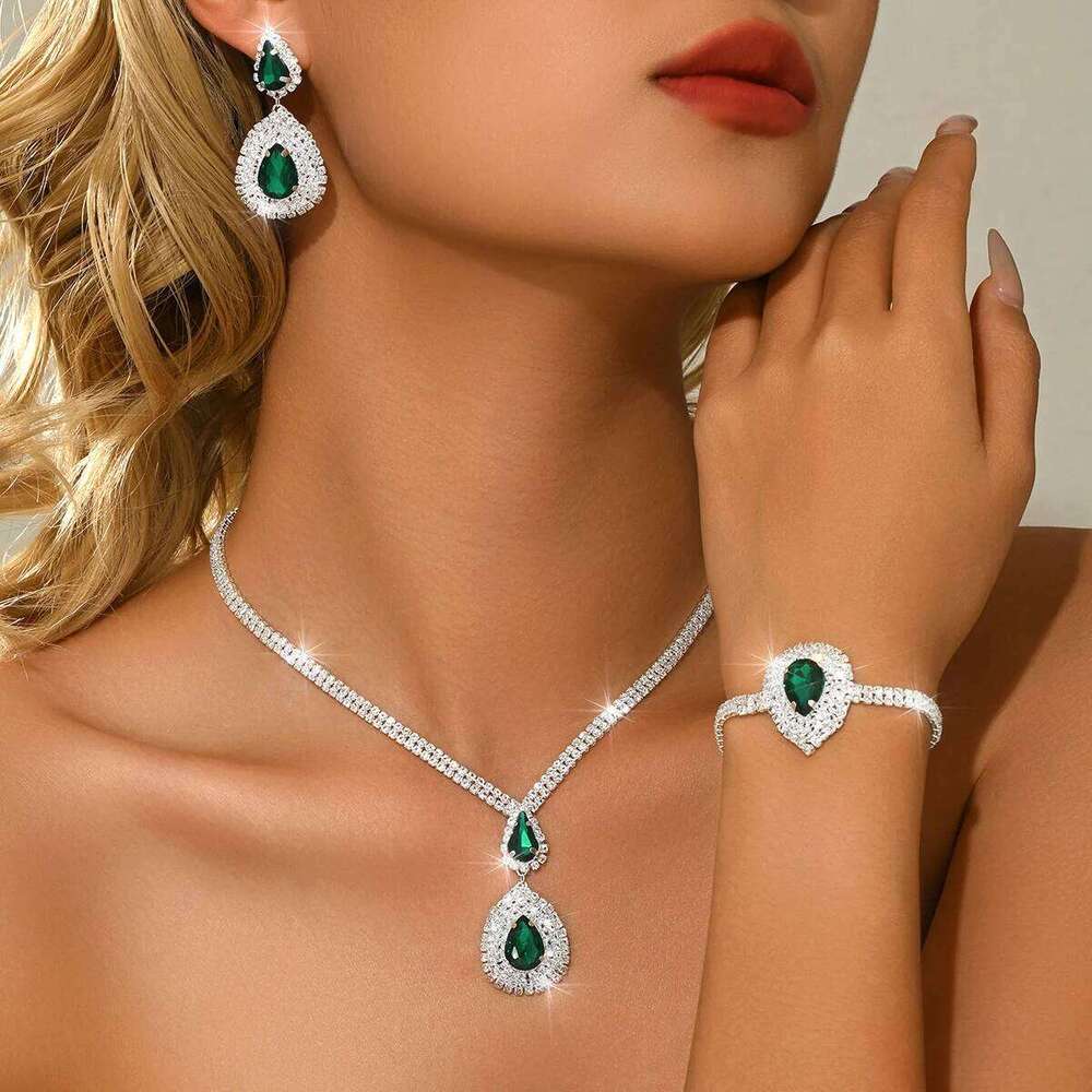 Environmentally friendly, high-quality, stylish new sparkling multi-color necklace, earring, and bracelet three piece set Z260313