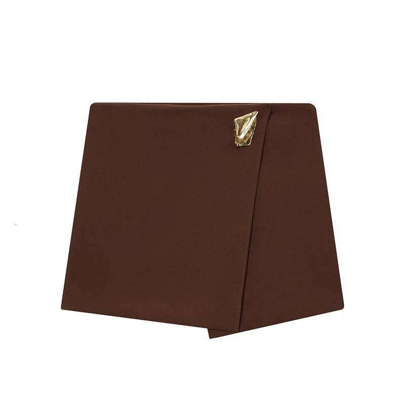 Autumn New Women's Short 2025 French Minimalist Style High Waist Asymmetric Metal Decorative Casual Mini Skirts Shorts Z260314