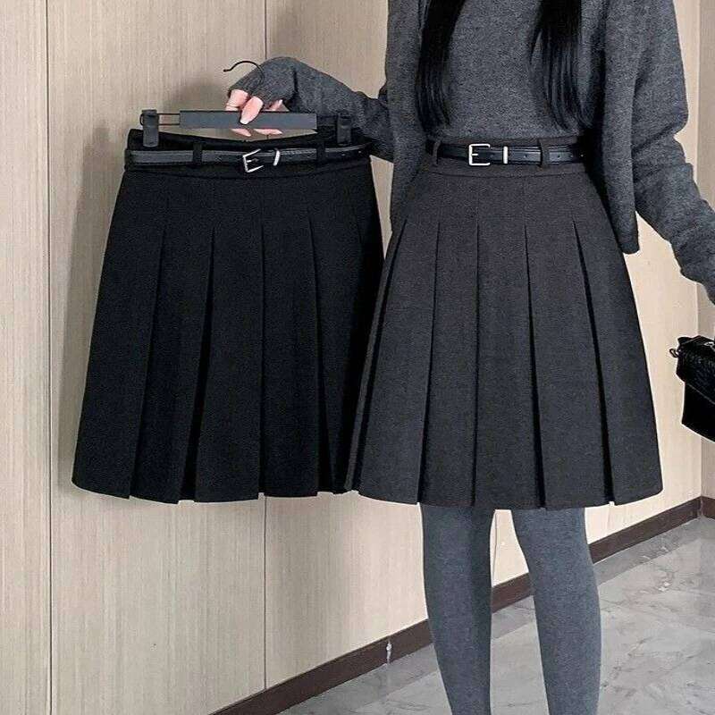 College Style Pleated for Women in Autumn and Winter 2025 New High Waisted A-line Mid Length Skirt with Woolen Knees Z260314