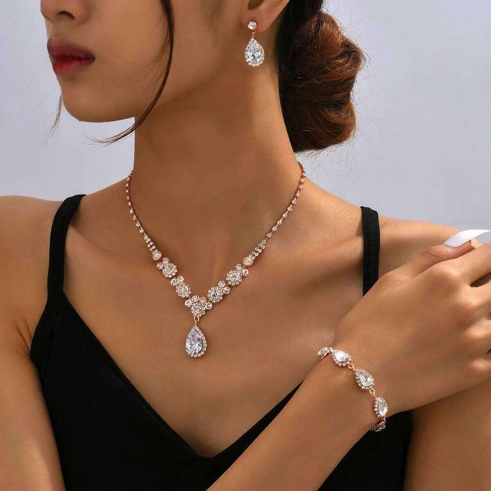 4PC women's fashionable rhinestone water droplet necklace earrings bracelet jewelry set wedding banquet party holiday gift Z260313
