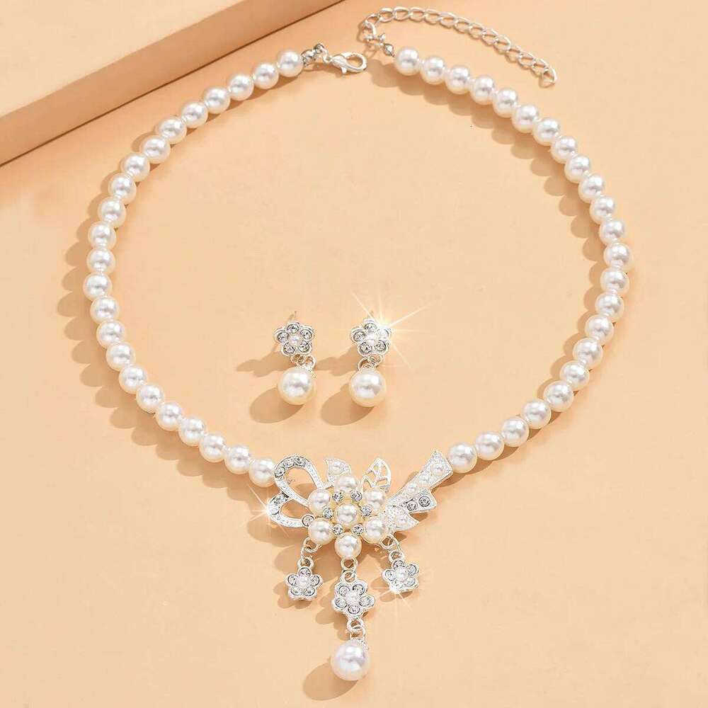 3-piece jewelry set, floral women's pearl earrings, necklace decoration suitable for women to attend parties Z260313