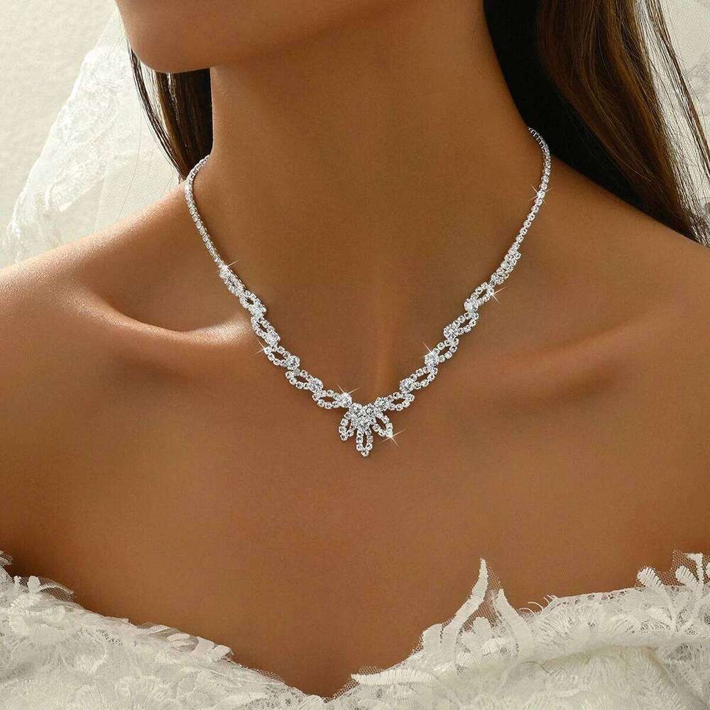 Women's fashionable exquisite claw design leaf collarbone chain set, elegant and high-end jewelry set Z260313