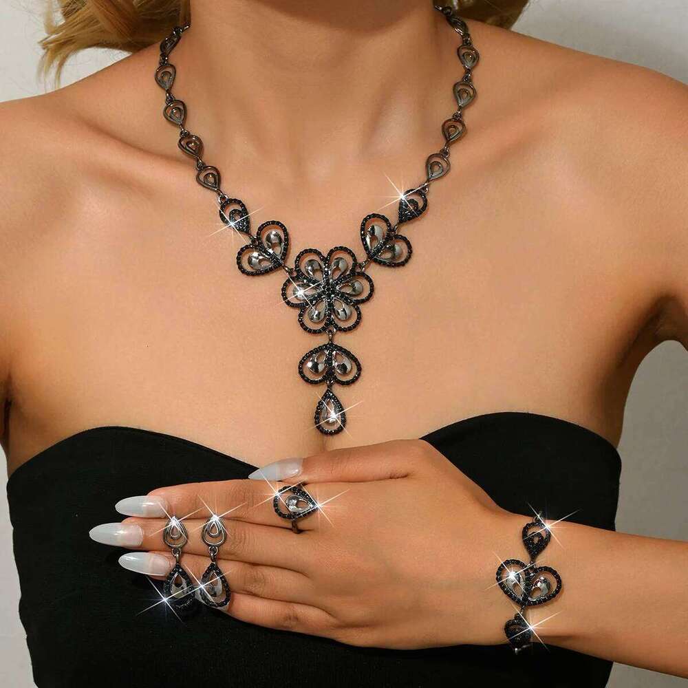 European American new jewelry, original and innovative foreign trade, flower with diamonds, four piece set for women Z260313