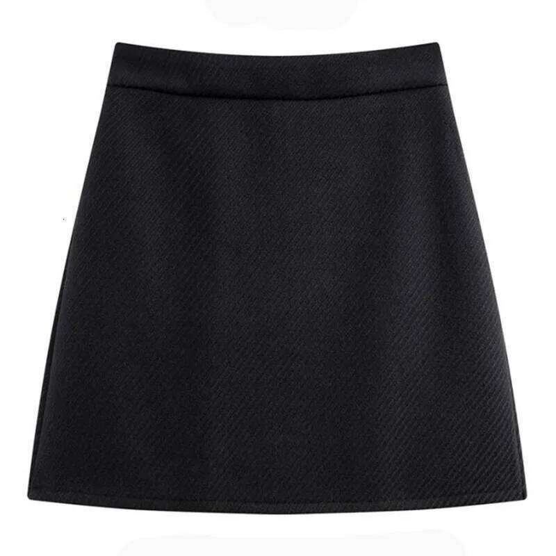 Woolen Short for Women 2025 Autumn Winter New Solid Color All-Match Slimming Mini Skirts Korean Basic Office Lady Skirt Z260314