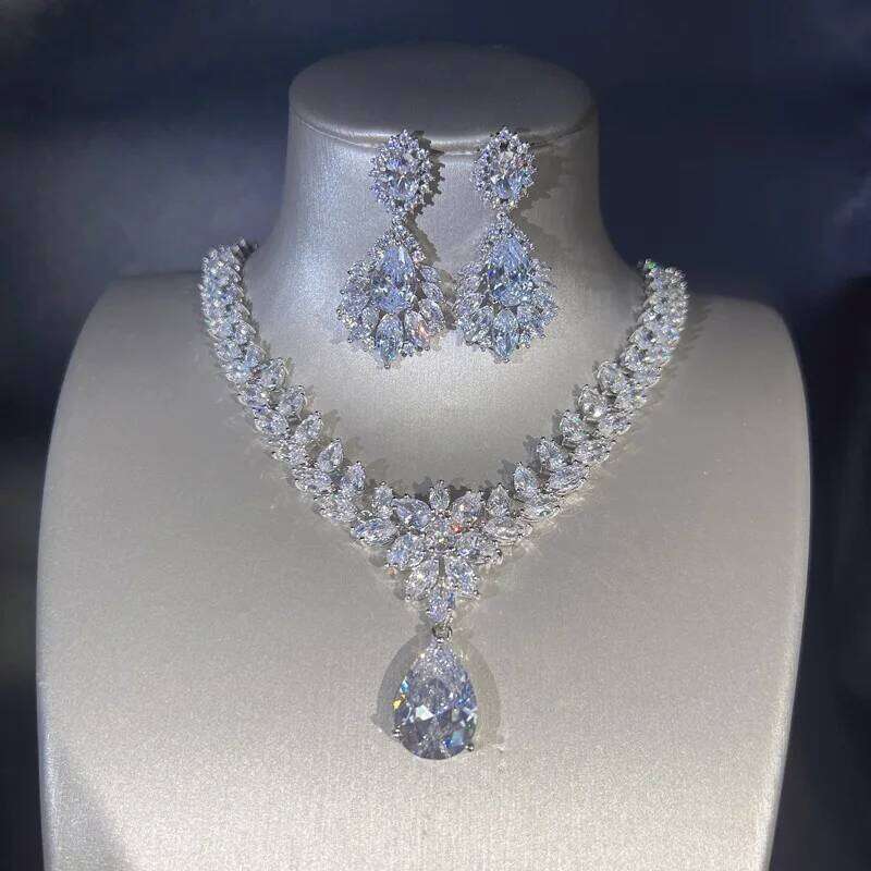 Imitation Moissanite Diamond Jewelry Explosion Flash Hot New Luxury Pendant Necklace Female Earrings Set Z260313