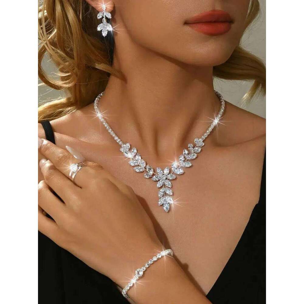 French socialite style chic temperament super sparkling naked diamond ring earrings bracelet necklace four piece set Z260313