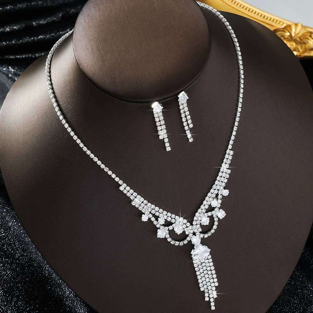 3PC Women's Fashion Hollow Design Tassel Necklace Earrings Jewelry Set Wedding Banquet Party Holiday Gift Z260313