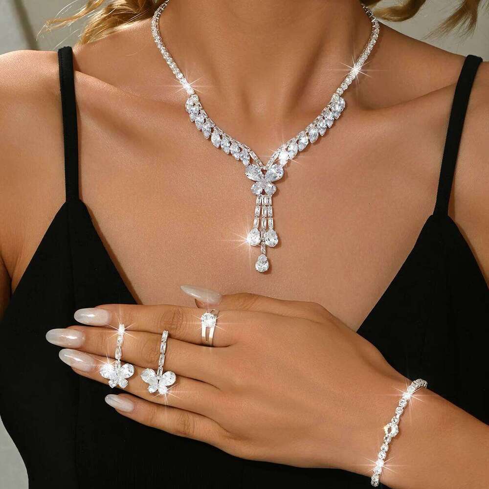 High end, suitable for various banquet trends, versatile rings, bracelets, earrings, necklaces, four piece set Z260313