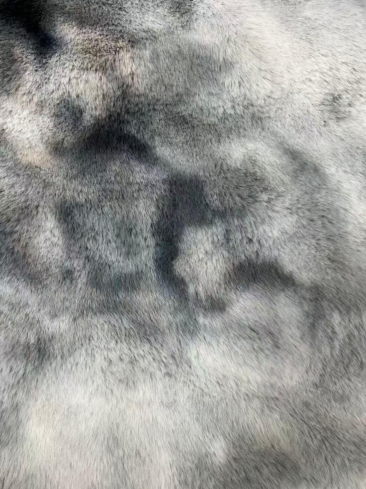 Chic Animal Print Indoor Rugs with Cushy Texture & Durable Construction - view 5