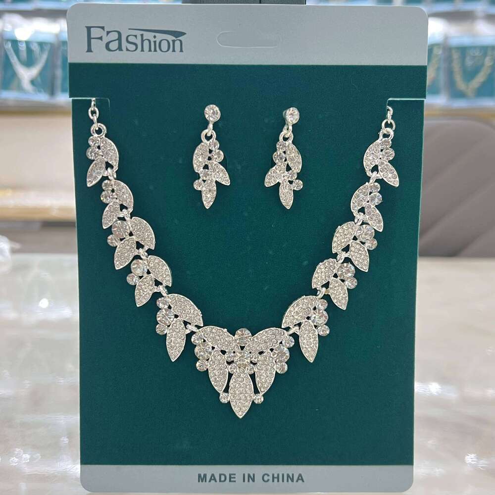 3PC Women's Fashion Design Leaf Necklace Earrings Jewelry Set Suitable for Wedding, Party, Festival Gifts Z260313