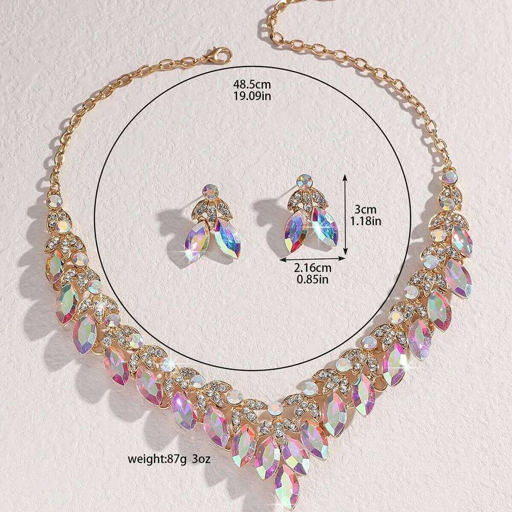 Ladies' fashionable and minimalist design, heart-shaped horse eye elegant crown necklace, earrings, jewelry set Z260313