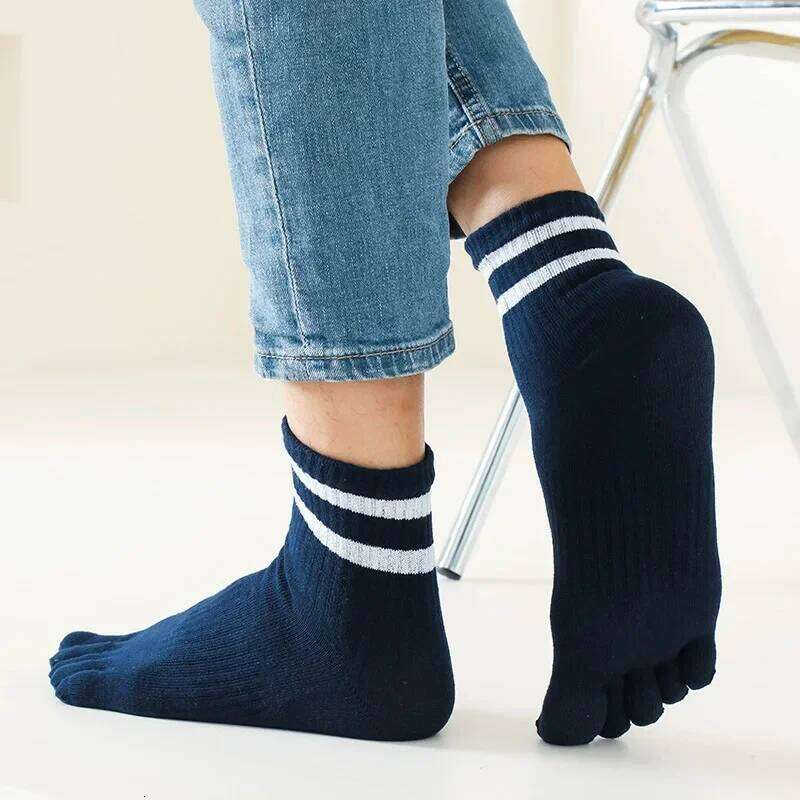 Mans Five Finger Cotton Striped Solid Casual Sweat-Absorbing Anti-Bacterial Warm Fitness Sport Toe Short Socks Student Z260314
