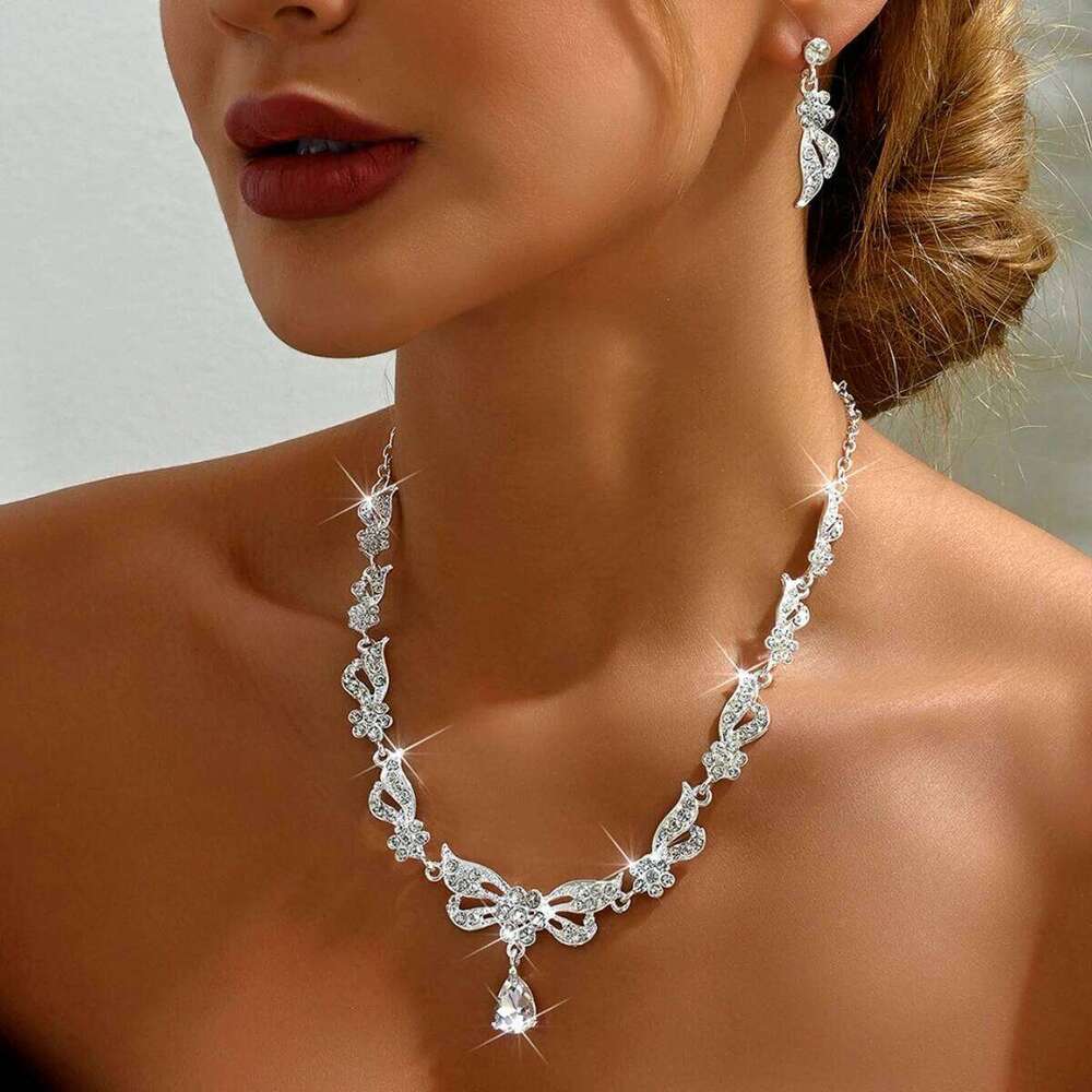 New high-end rhinestone necklace earrings two-piece set of European and American accessories temperament bridal wedding Z260313