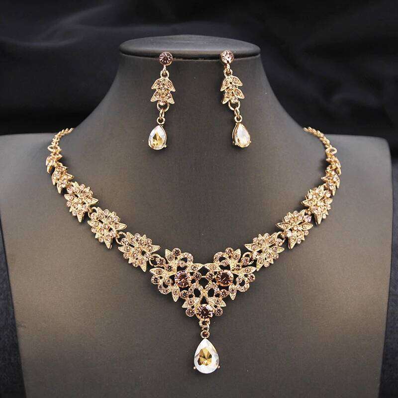 Bridal 3 Pcs Baroque Wedding Crown Jewelry Sets Tiaras and Necklace Earrings Set Party Prom Dress Costume Accessories Z260313