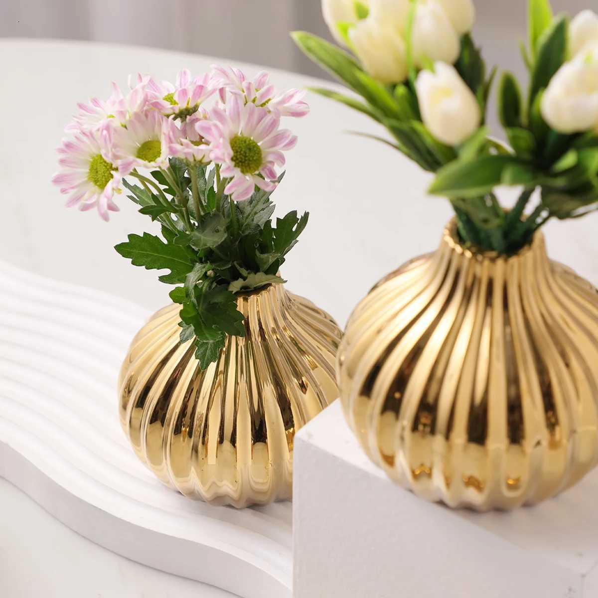XIYA FLOWER Unique Geometric Vase Modern and Minimalist Style Ceramic Craftsmanship Gold Silver Festival Home Decor Y260314