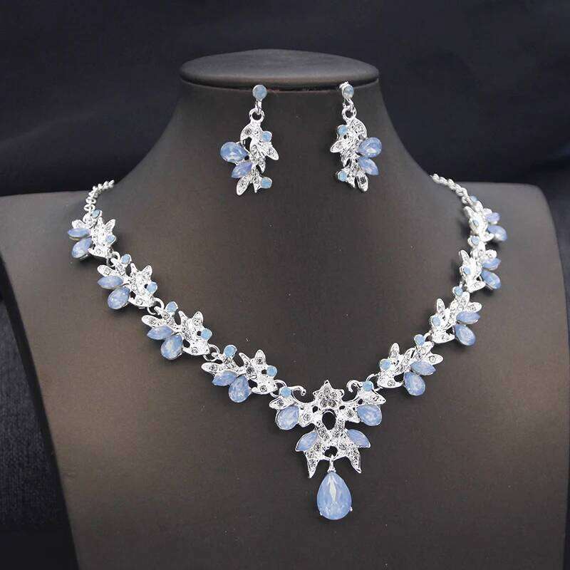 Elegant Fashion Necklace Sets and Earrings Princess Collar Two Piece Set Bride Jewelry for women Wedding Accessories Z260313