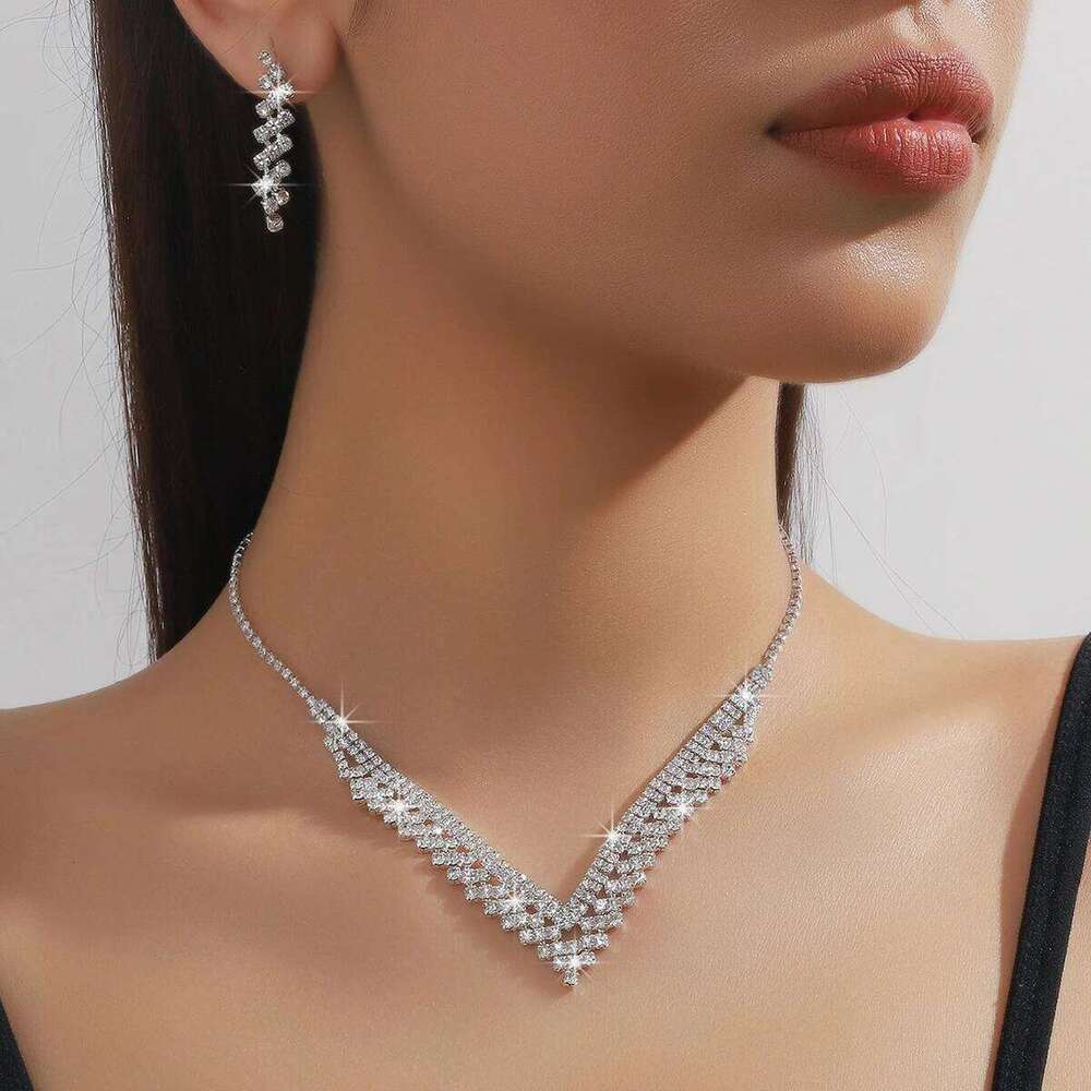 Ladies' light luxury style versatile set, geometric cone-shaped rhinestone necklace, earrings, daily wearing wedding accessories Z260313