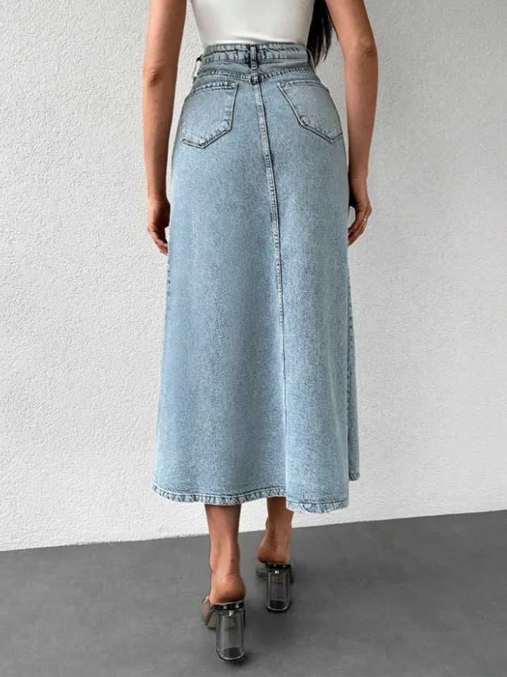 Womens mid-length denim midi skirt with a retro and nostalgic washed light color five-pocket style basic and practical A-line M260314