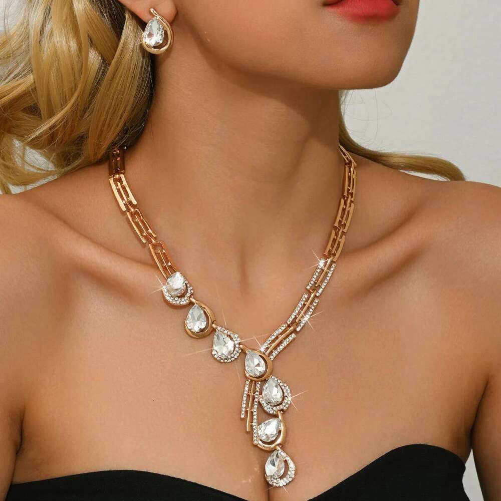 Elegant cross-border e-commerce new product INS high-end heavy industry earrings necklace two-piece set Z260313