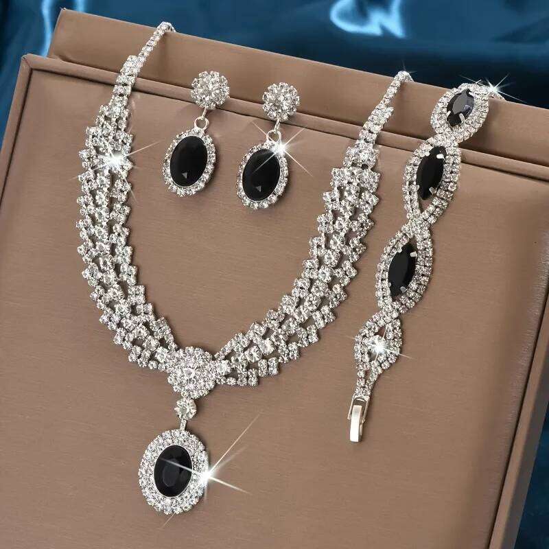 Elegant Bridal Jewelry Set Necklace Earrings with Sparkling Rhinestones Perfect for Weddings Parties Z260313