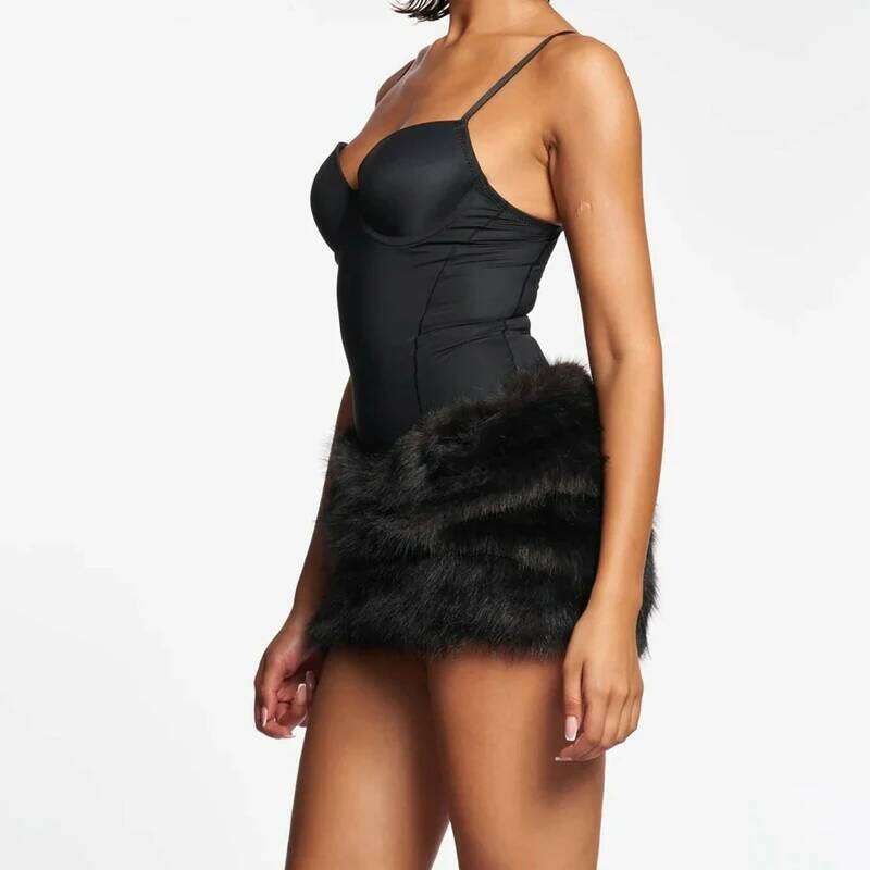 Women Fur Plush Slim Short Pencil Skirt Elegant Lady Ruched Side Zipper Low Rise Bodycon Mini Skirts Party Clubwear Z260314