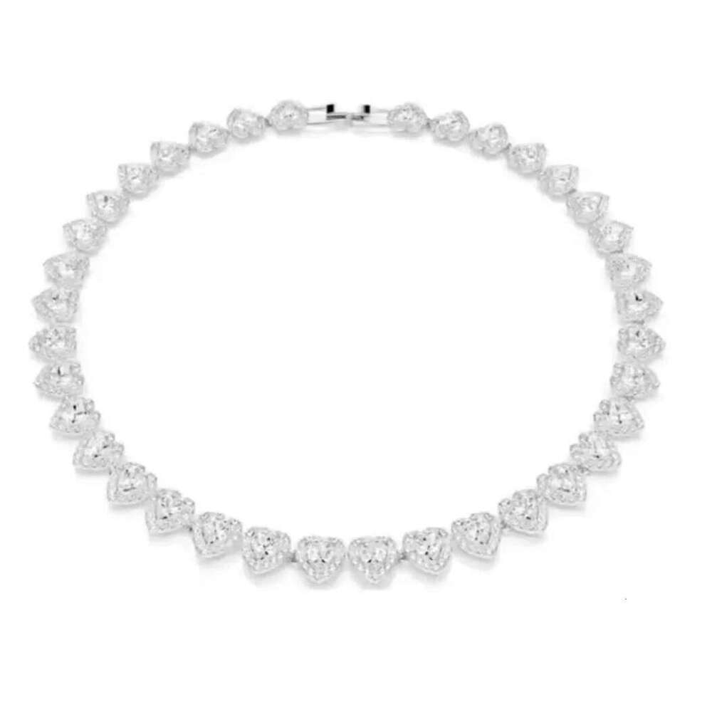 2025 New Hot Selling High-end Design Necklace Pendant Earrings Bracelet Jewelry Set Luxurious and Elegant Banquet Preferred Z260313