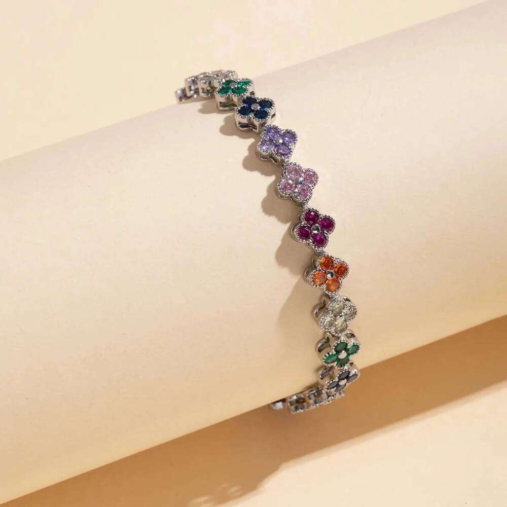 A Colorful Lucky Four-Leaf Flower Bracelet Inlaid With Zircon, Luxurious And High-End Small Fragrance Style, Versatile For Women Z260313