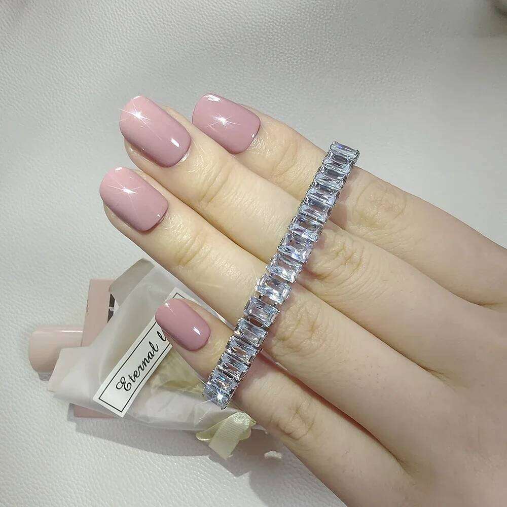 2025 New Arrival Fashion Luxury Silver Color Bracelet Bangle for Women Valentine's Day Gift Jewelry Wholesale S8257 Z260313
