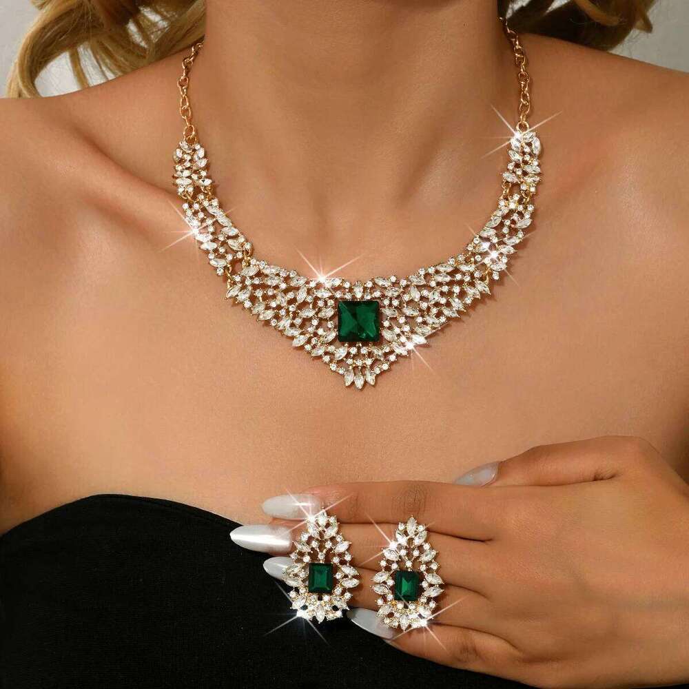 European American retro inlaid crystal necklace earring women's 2-piece set, luxurious jewelry with leaves and flowers Z260313