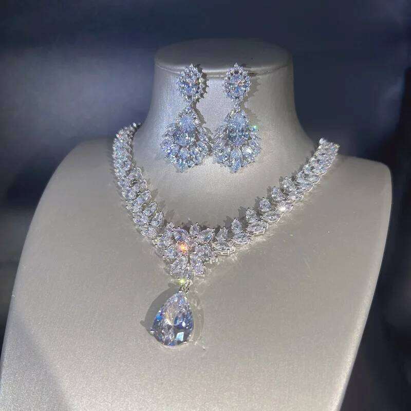 Imitation Moissanite Diamond Jewelry Explosion Flash Hot New Luxury Pendant Necklace Female Earrings Set Z260313