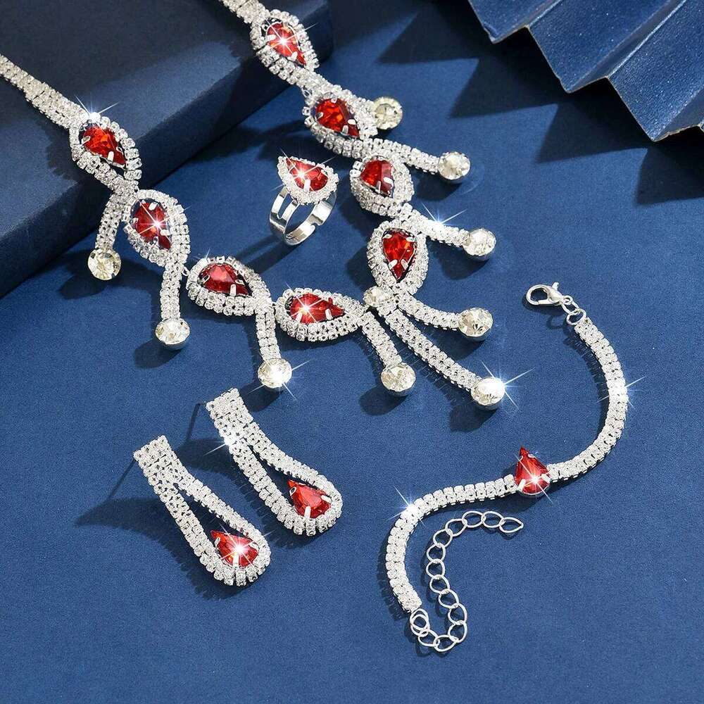 Bestselling exaggerated high-end Korean version full diamond retro necklace bracelet three piece set Z260313