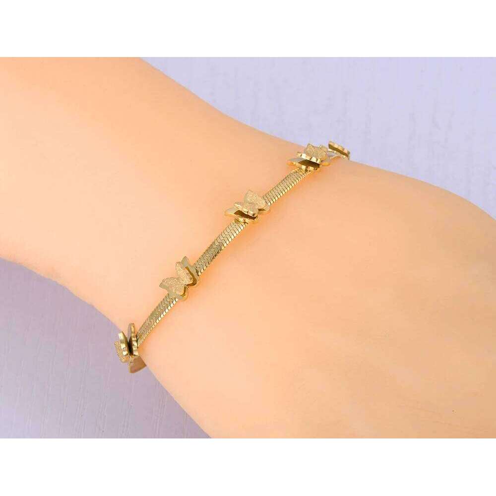 Lokaer Trendy Stainless Steel 5Pcs Butterfly Animal Charm For Women 18K Gold Plated Snake Chain Bracelet Jewelry B21134 Z260313