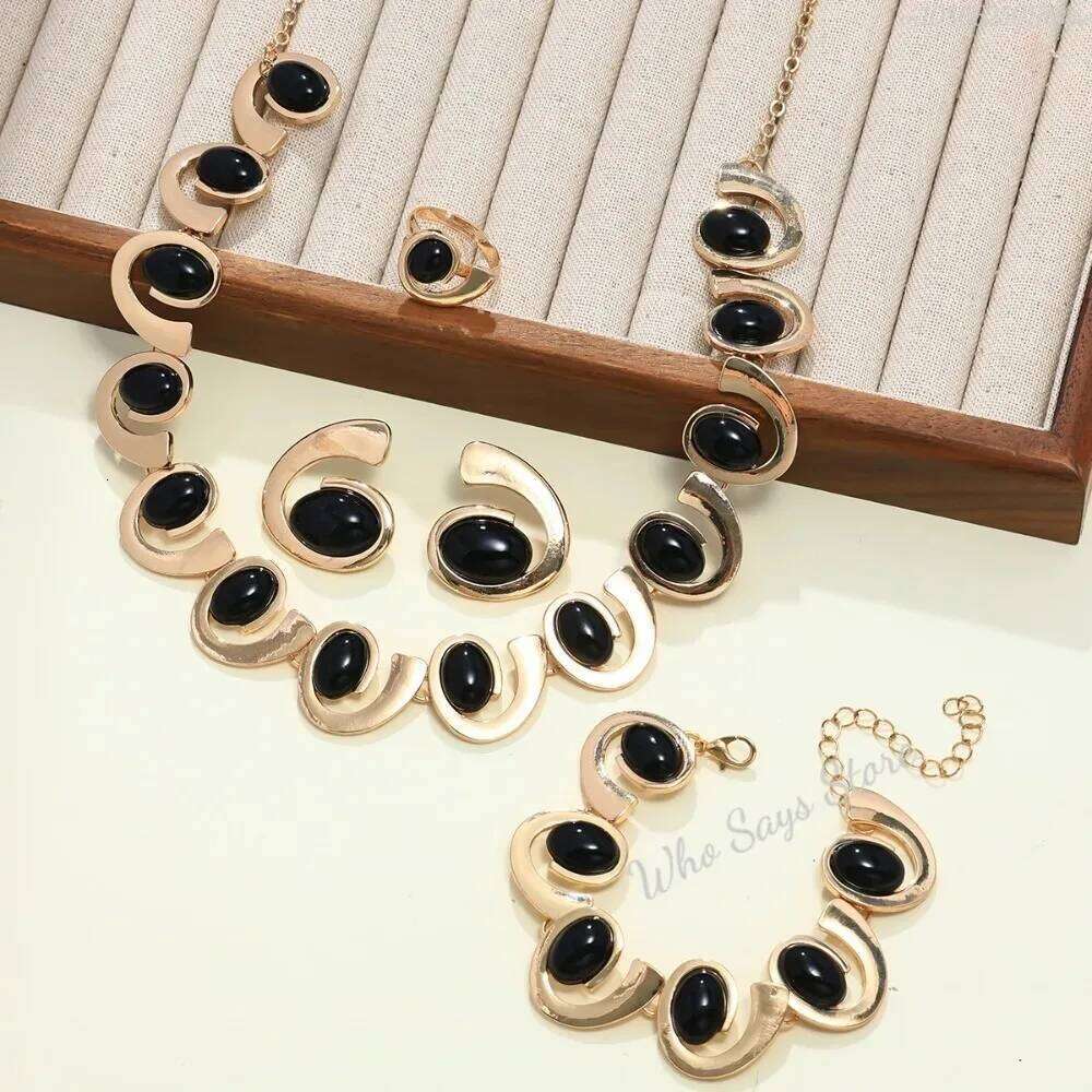 4pcs/set Fashionable Cold Style Geometric Oval Earrings for Women Light Luxury Exquisite Niche Jewellery Woman Z260313