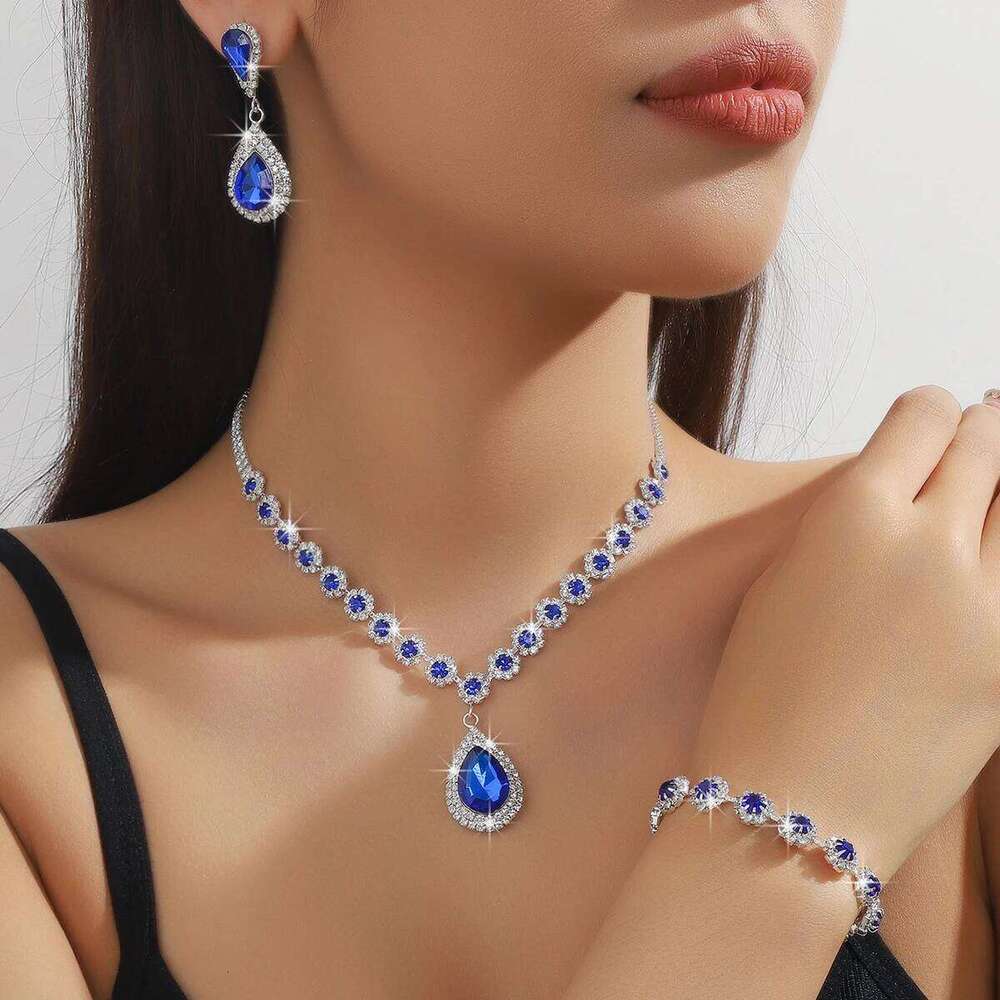 Fashionable geometric sunflower design set, dazzling light luxury jewelry set for women Z260313