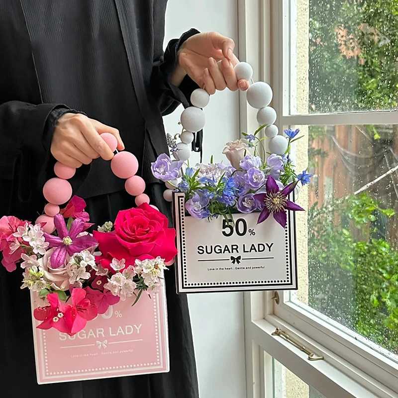 1pcs Art Cardboard Embossed Letter Bubble Folding Handheld Flower Box Party Supplies Portable Flower Arrangement Box Gift Box Y260314