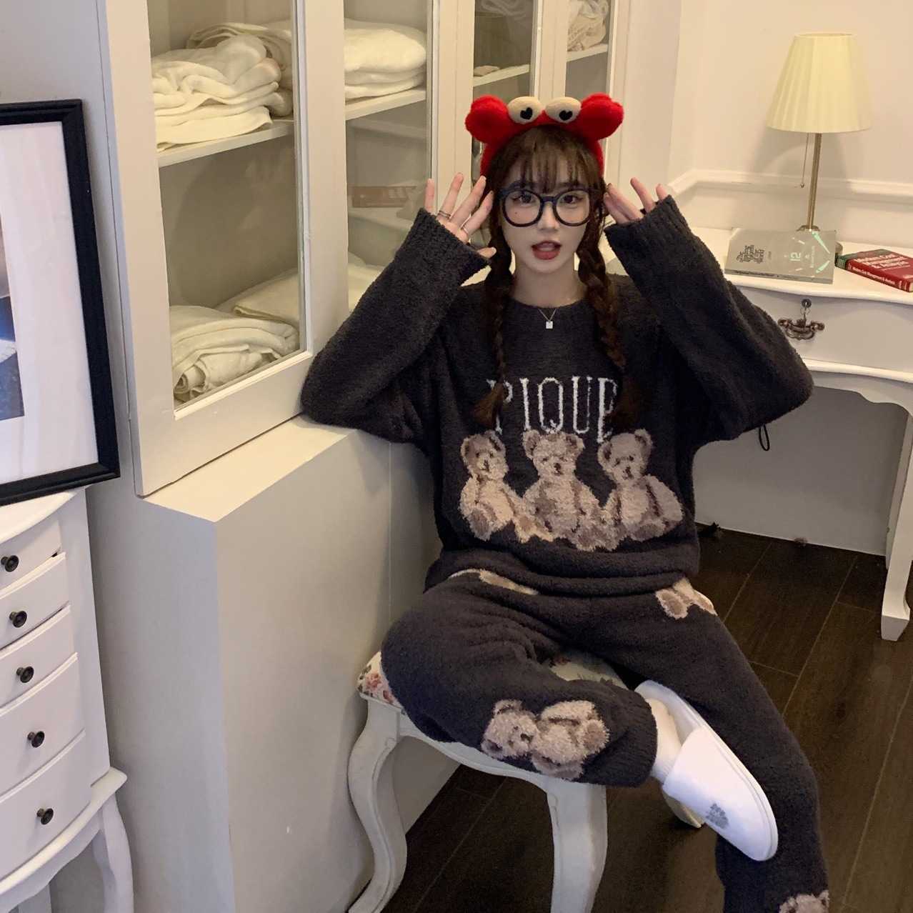 Women's Sleep New autumn and winter thickened jacquard, cute three bears, soft and fluffy home wear, long sleeves, long pants, pajamas set Q26031