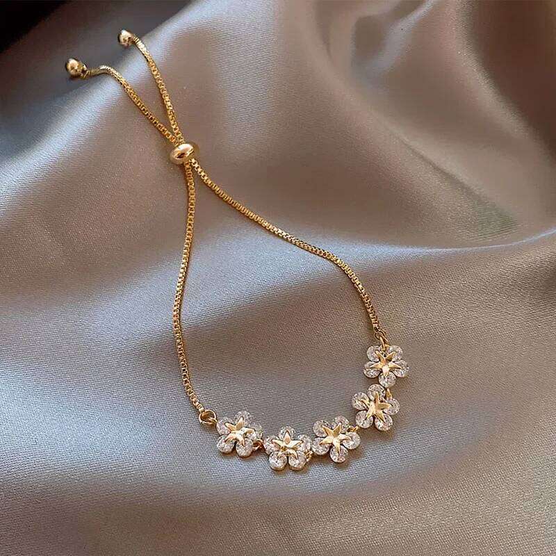 Elegant Inlaid Rhinestone Korean Bracelets Gold Colour Flower Charm Bracelet For Women Fashion Jewelry Accessories Party Gifts Z260313