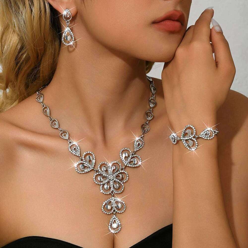 New European and American style jewelry wholesale original flower studded diamond wedding necklace three piece set for women Z260313