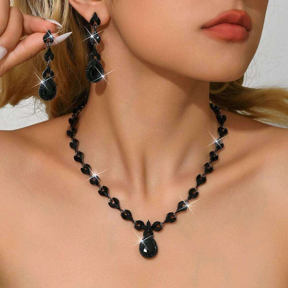 European and American New Luxury Full Diamond Bow Water Drop Set Two Piece Wedding Banquet Versatile Accessories Z260313