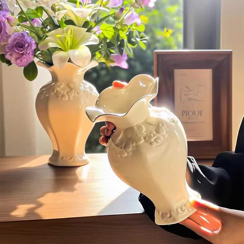 Ceramics Vase Flower Vase Decorations Home Desk Accessories Nordic Vases for Flowers Bottle Room Decor Office Accessories Y260314