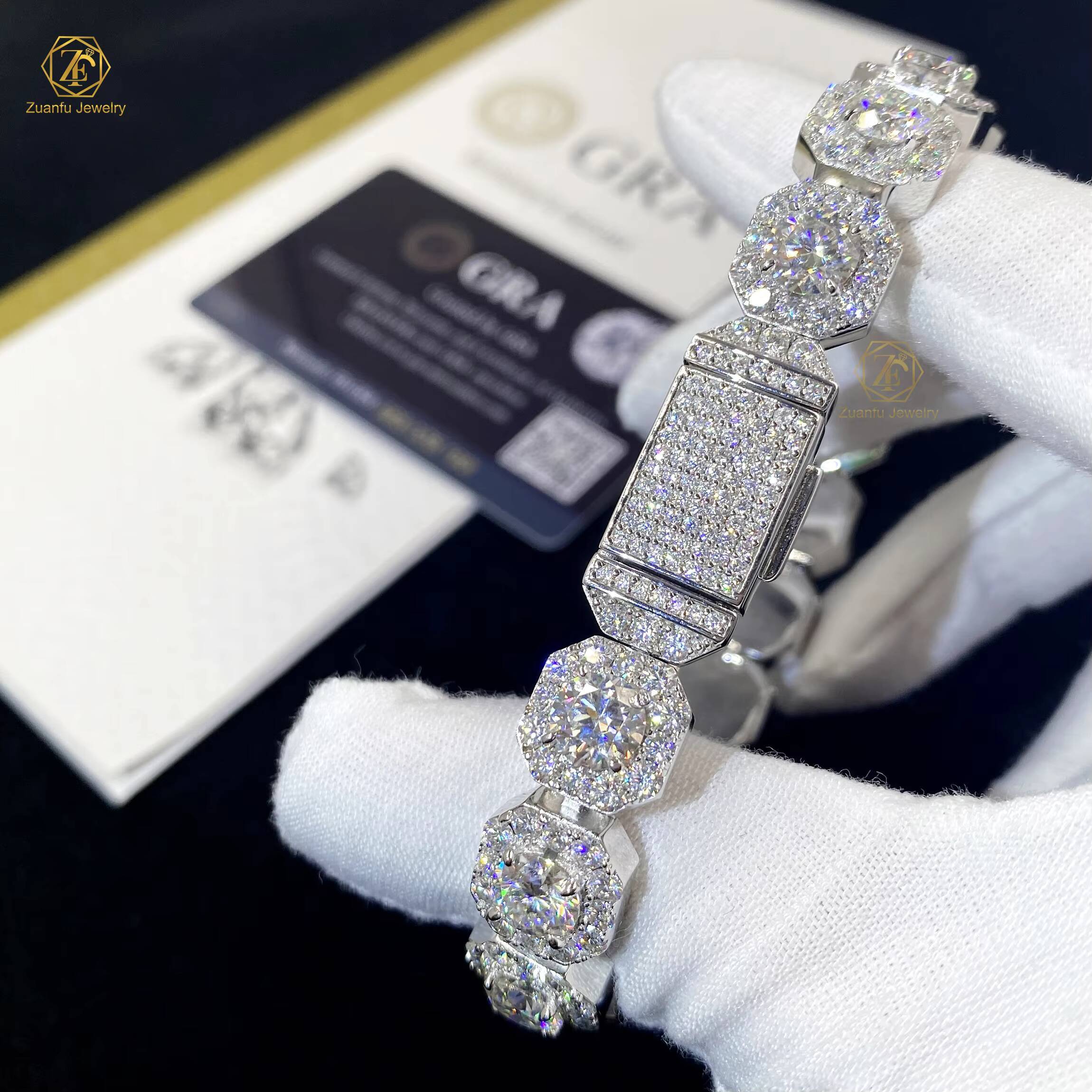 Iced Out 925 Silver D VVS1 Moissanite Chain Hip Hop Jewelry 11mm Square Shape 65mm Moissanite Cluster Tennis Bracelet
