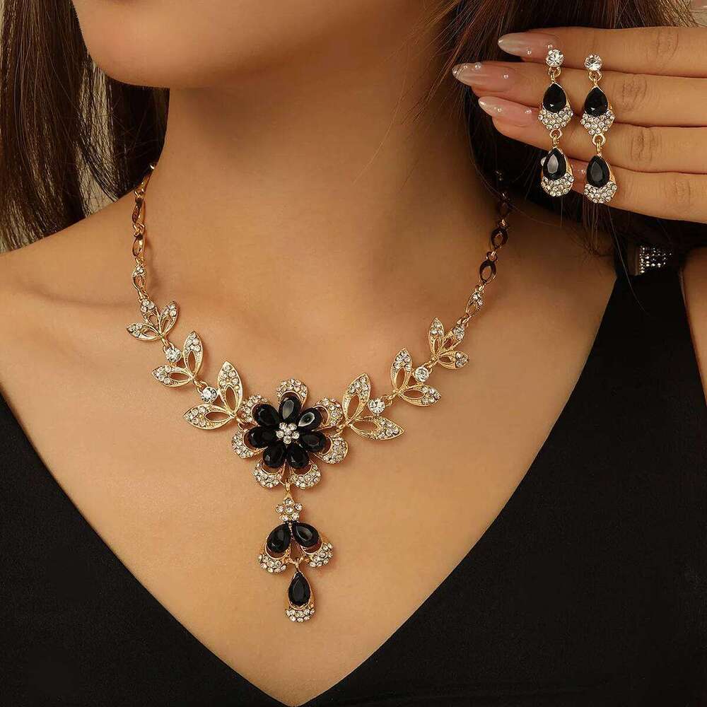 3PCS Elegant Flower Shape Black Zircon Necklace Earrings Jewelry Set Fashion Banquet Accessories For Women Gift Z260313