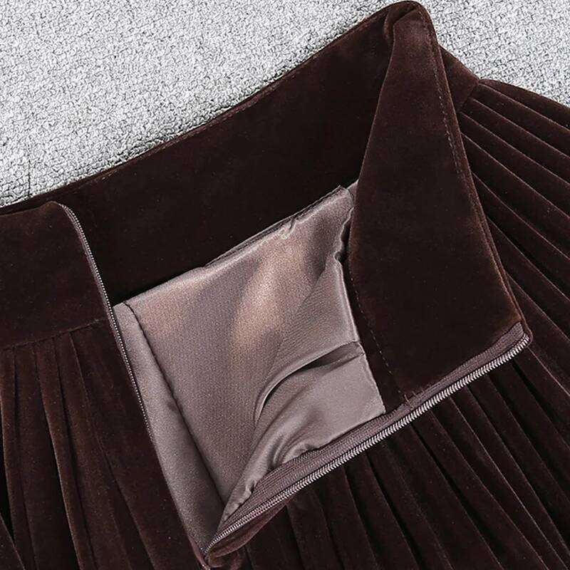 Velvet Tiered Mini Y2K Low-Rise Ruffled Pleated Short Skirt in Brown Black Autumn Winter Vintage Outfit Z260314