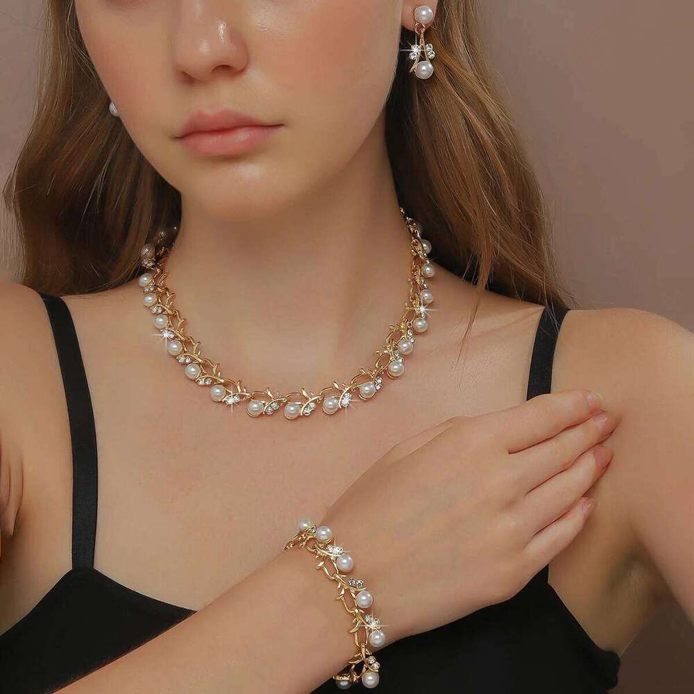 4pcs women's jewelry set with pearl rhinestone necklace, earrings, bracelets, bride's wedding accessories Z260313