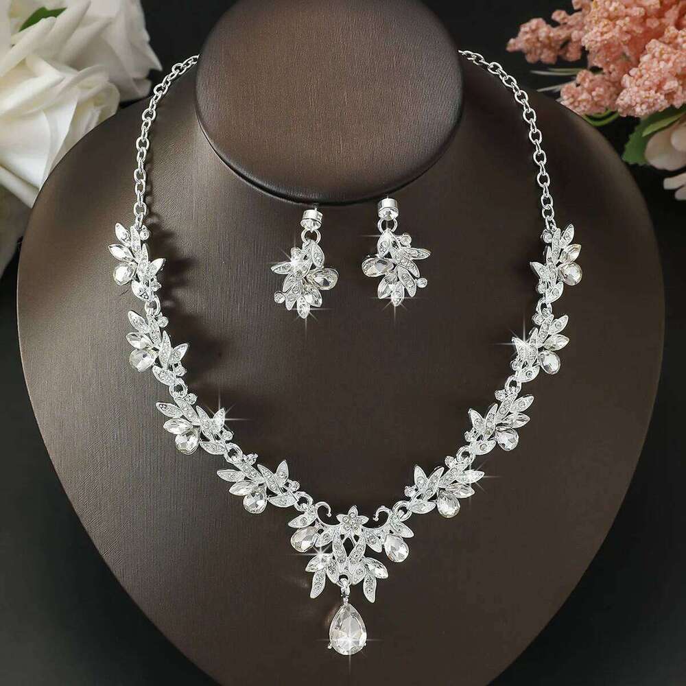 Emerald Green Crystal Jewelry Set Bridal Necklace Earrings 2Pcs Gold Plated Leaf Water Drop Pendant for Wedding Party Evening Dr Z260313