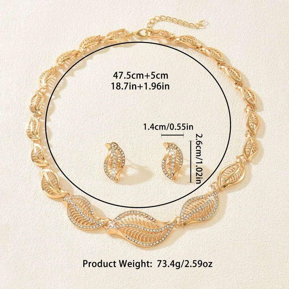 Gentle French style simple and atmospheric sparkling necklace earrings two-piece set with a hundred matching accessories Z260313