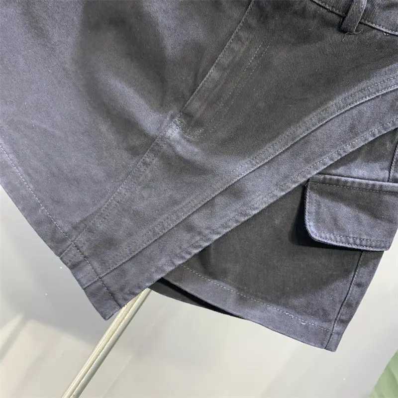 Retro American Korean Style Denim Shorts Womens Tight Fit Summer Design Pocket Elastic Slimming Skirt Pants High Waist M260314