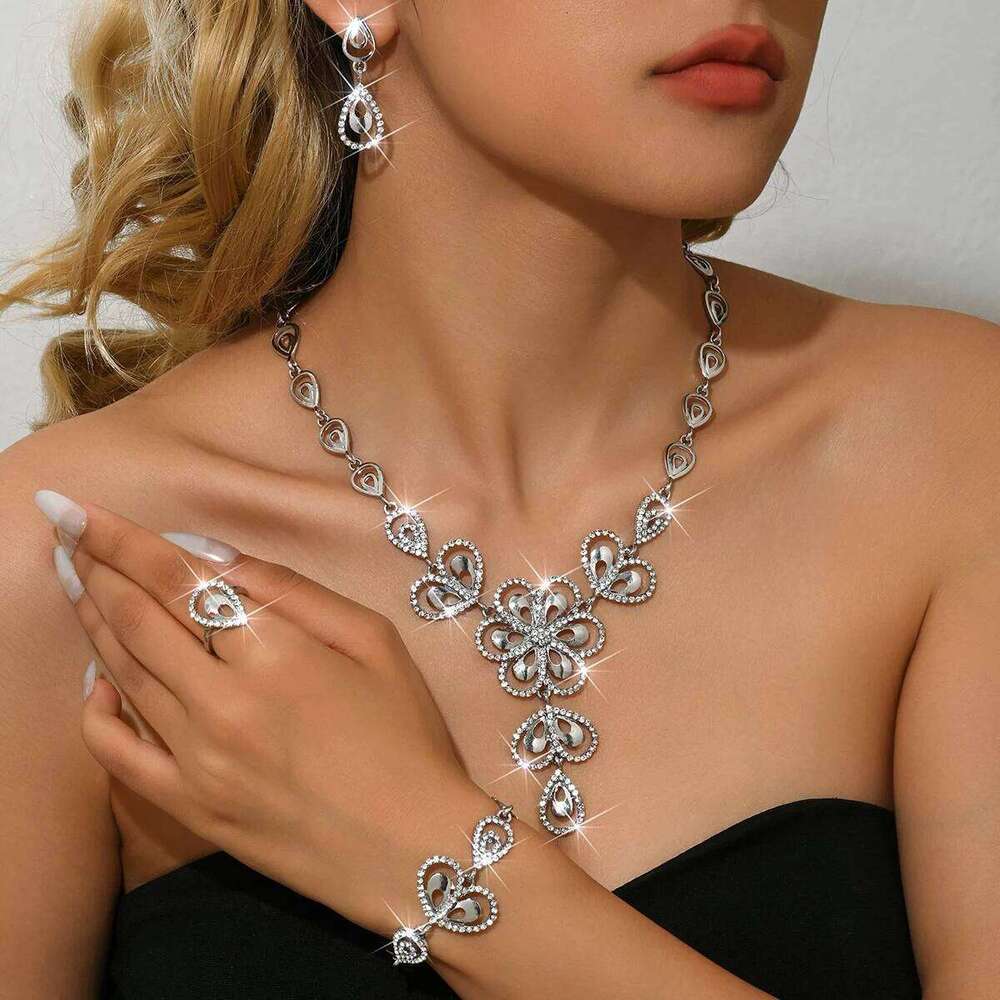 European American new jewelry, original and innovative foreign trade, flower with diamonds, four piece set for women Z260313