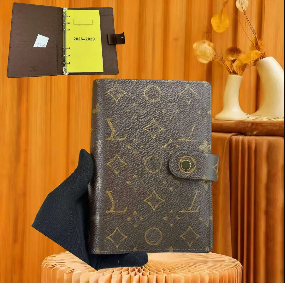 luxury leather Agenda Large Desk agenda Cover Holders Business Notebook Diary Protective Case Card Holder Wallets Desktop Designers Notepad unisex Size18cm*23cm